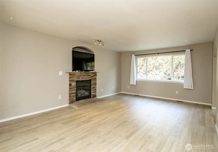 Property photo for 1224 69th Avenue E, Fife photo 4
