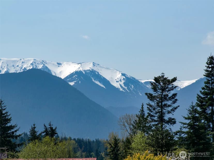 Property photo for 410 Lake Farm Road, Port Angeles photo 4
