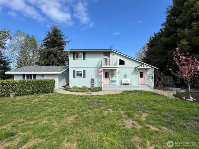 Property photo for 410 Lake Farm Road, Port Angeles photo 2