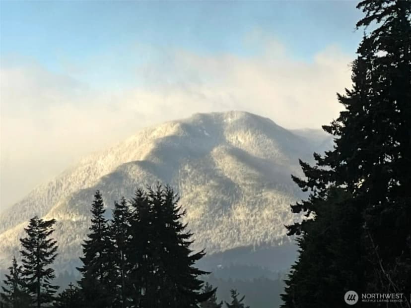 Property photo for 410 Lake Farm Road, Port Angeles photo 3