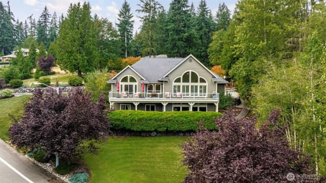 Property photo for 12832 3rd Avenue Ne, Tulalip