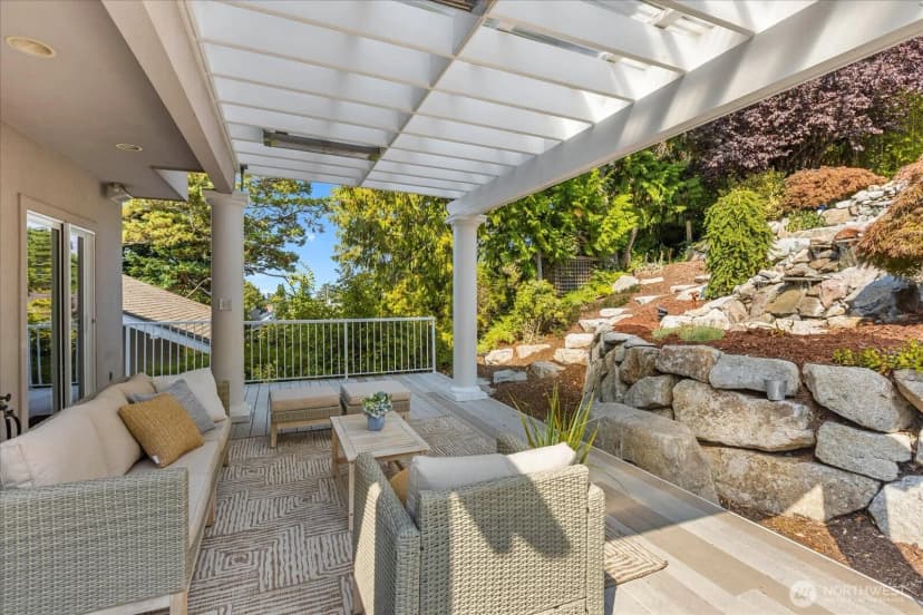 Property photo for 19000 Richmond Beach Drive Nw, Shoreline photo 17