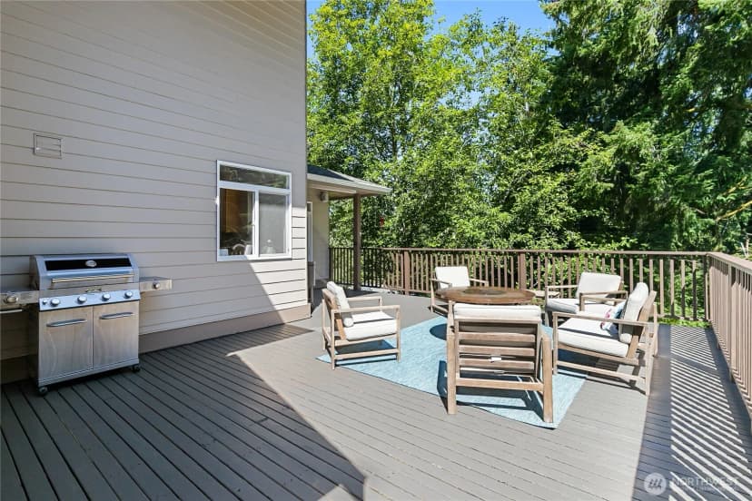 Property photo for 18 Sweetclover Circle, Bellingham photo 18