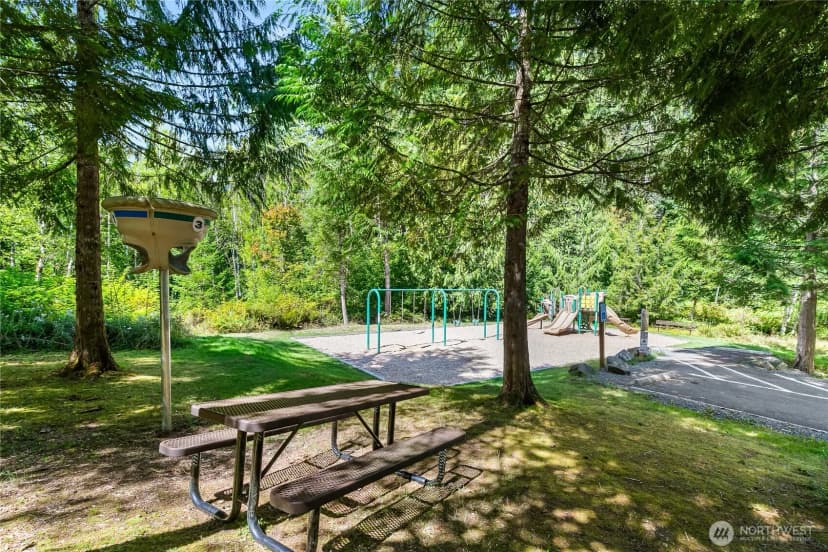 Property photo for 18 Sweetclover Circle, Bellingham photo 36
