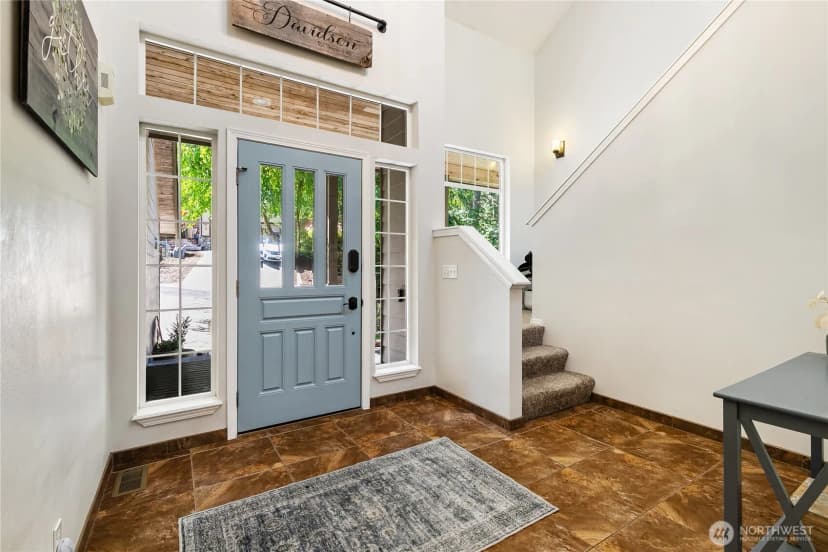 Property photo for 18 Sweetclover Circle, Bellingham photo 6