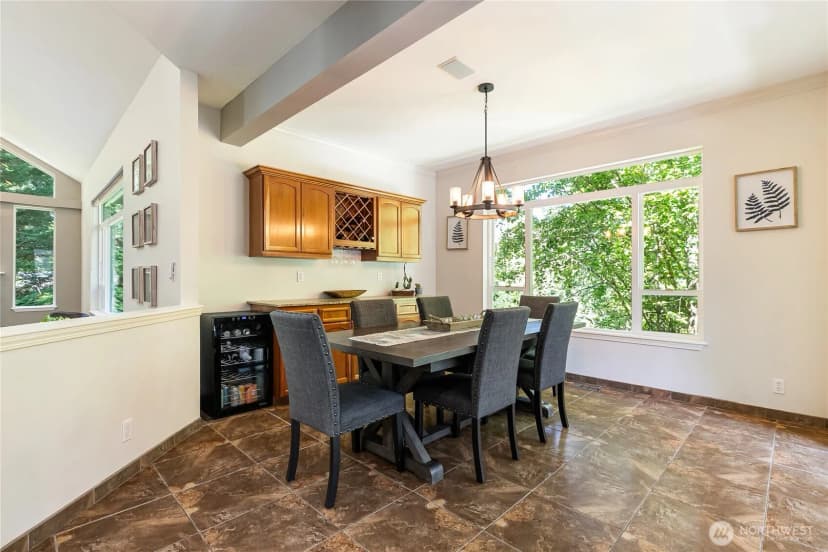 Property photo for 18 Sweetclover Circle, Bellingham photo 14