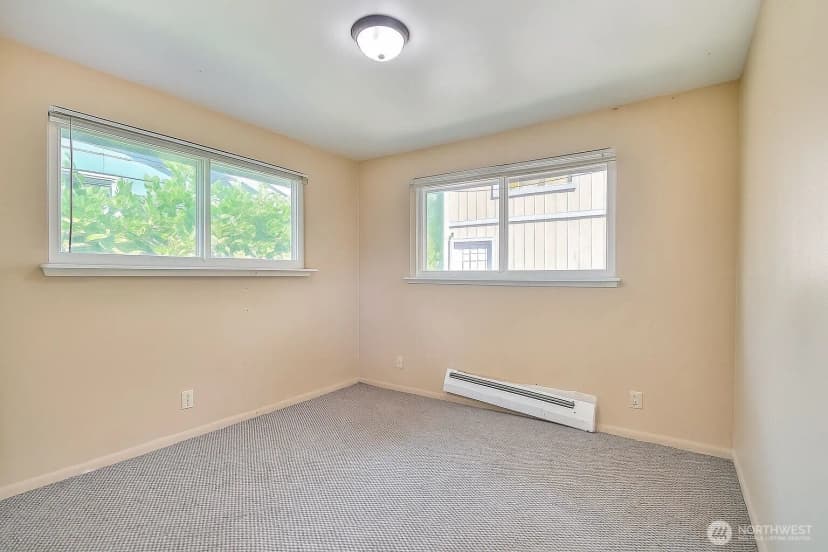 Property photo for 1646 S 124th Street, Seattle photo 8