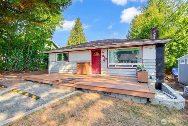 Property photo for 1646 S 124th Street, Seattle photo 2