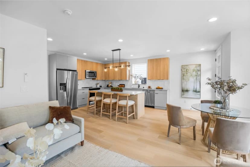Property photo for 922 16th Avenue #a, Seattle photo 11