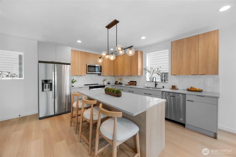 Property photo for 922 16th Avenue #a, Seattle photo 8