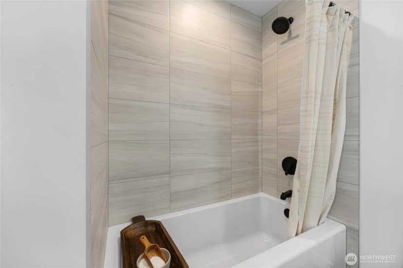 Property photo for 922 16th Avenue #a, Seattle photo 17