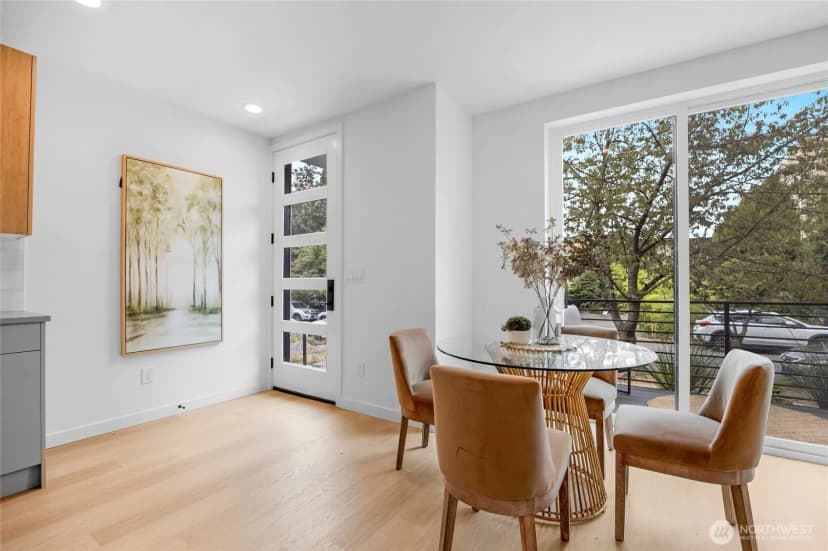 Property photo for 922 16th Avenue #a, Seattle photo 12