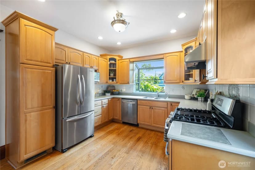Property photo for 2837 Nw 61st Street, Seattle photo 12