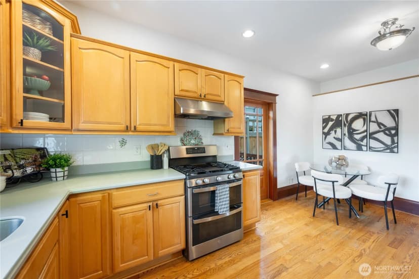 Property photo for 2837 Nw 61st Street, Seattle photo 14