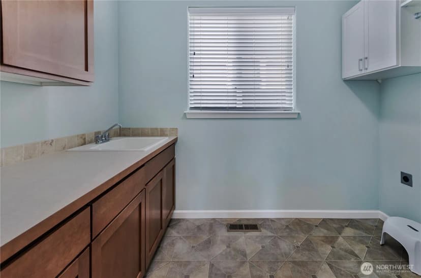 Property photo for 3807 Darian Street Se, Olympia photo 18