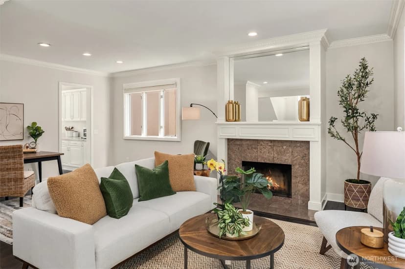 Property photo for 614 Bellevue Way Se #c1, Bellevue photo 7