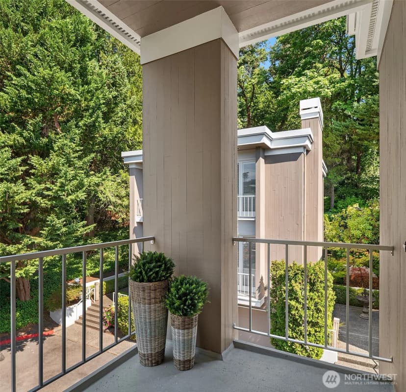 Property photo for 614 Bellevue Way Se #c1, Bellevue photo 23