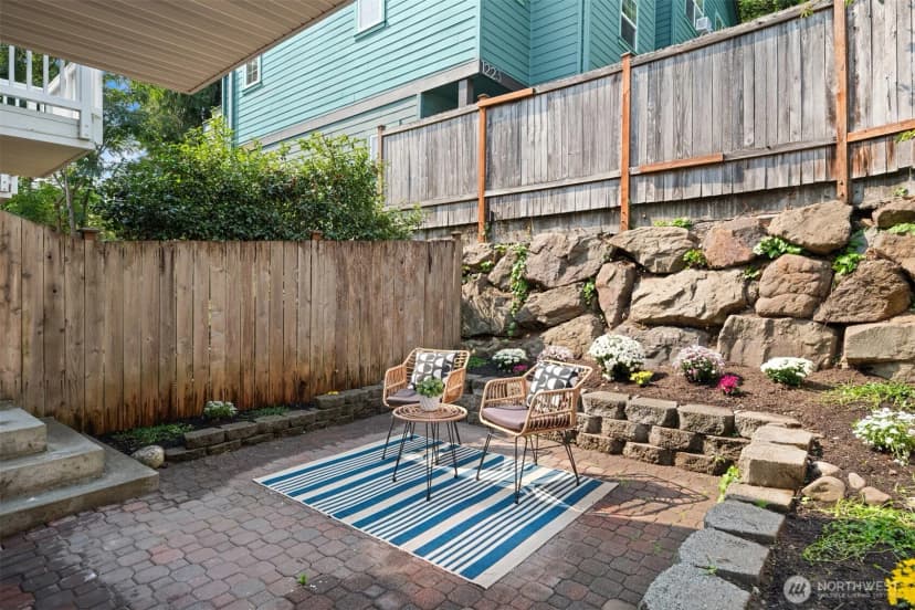 Property photo for 1231 Ne 135th Street #d, Seattle photo 16