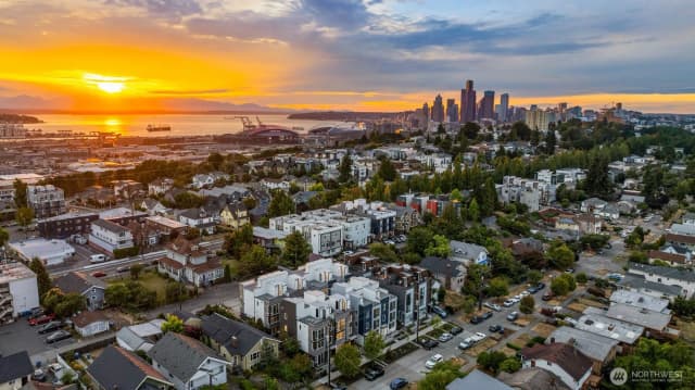 Property photo for 2335 16th Avenue S #c, Seattle