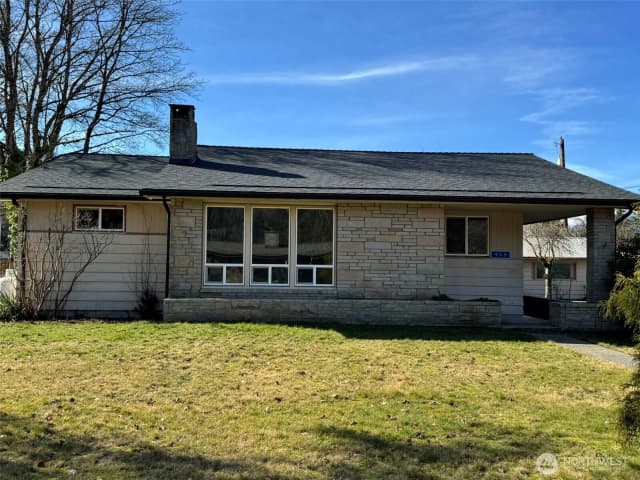 Property photo for 935 Madison Avenue, Darrington photo 2
