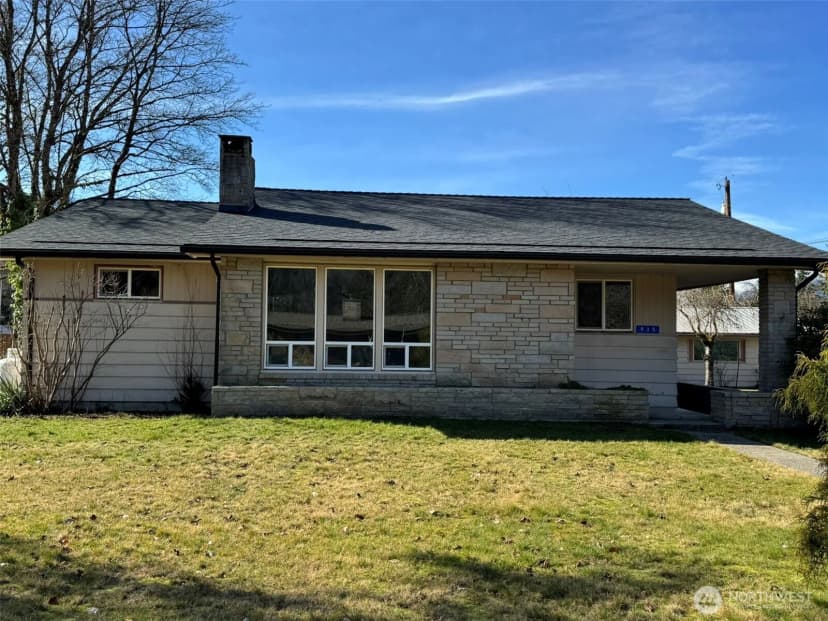 Property photo for 935 Madison Avenue, Darrington photo 2