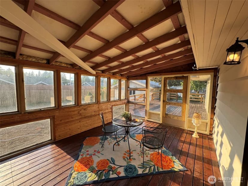 Property photo for 935 Madison Avenue, Darrington photo 28