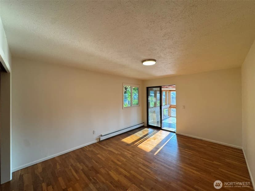 Property photo for 935 Madison Avenue, Darrington photo 27