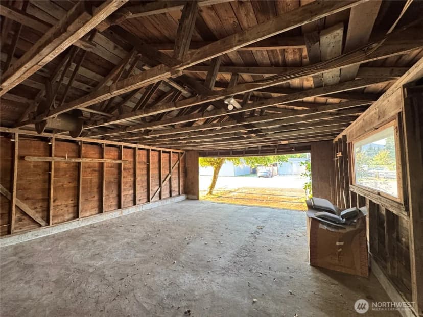 Property photo for 935 Madison Avenue, Darrington photo 12