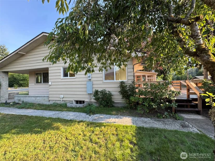 Property photo for 935 Madison Avenue, Darrington photo 6