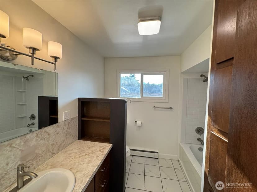 Property photo for 935 Madison Avenue, Darrington photo 23