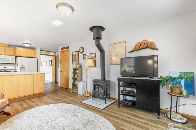 Property photo for 24714 11th Avenue S, Des Moines photo 14