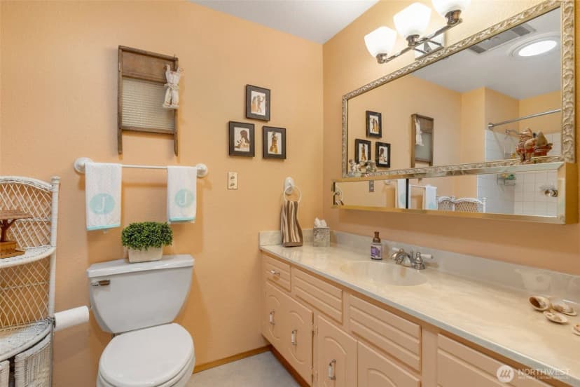 Property photo for 24714 11th Avenue S, Des Moines photo 20