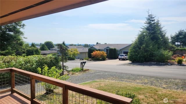 Property photo for 5556 Salish Road, Blaine photo 3