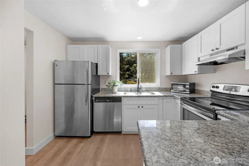 Property photo for 3411 134th Place Sw #a, Lynnwood photo 6
