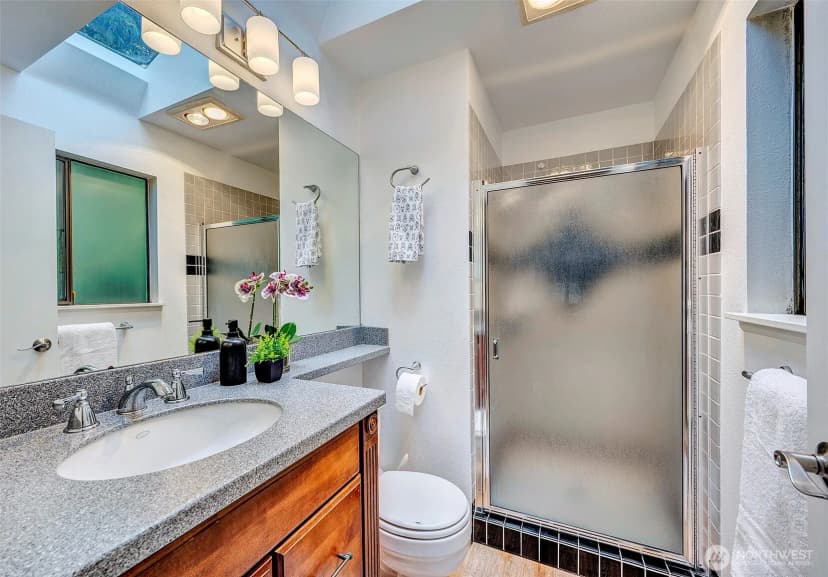 Property photo for 14027 65th Place W, Edmonds photo 13