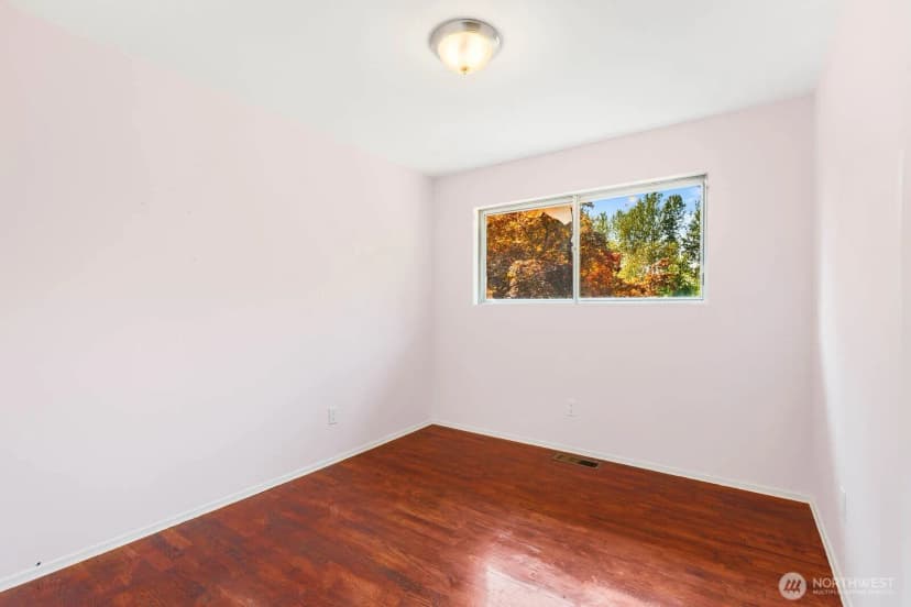 Property photo for 12443 169th Avenue Se, Renton photo 14