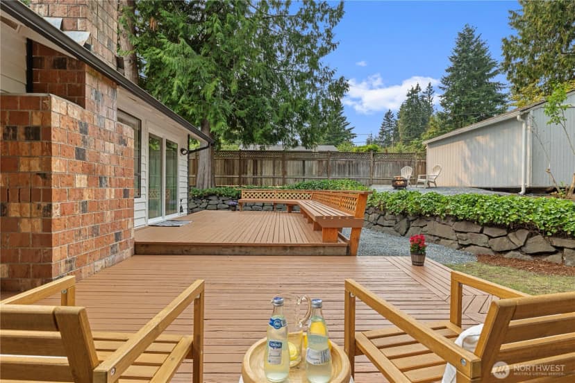Property photo for 305 161st Place Se, Bothell photo 35