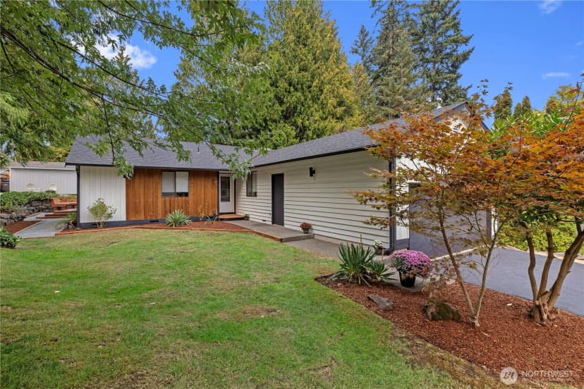 Property photo for 305 161st Place Se, Bothell