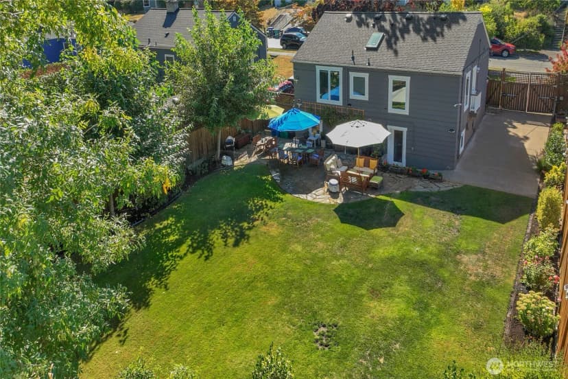 Property photo for 4220 49th Avenue S, Seattle photo 32