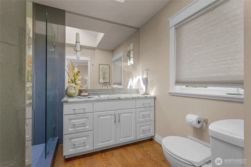 Property photo for 4220 49th Avenue S, Seattle photo 16