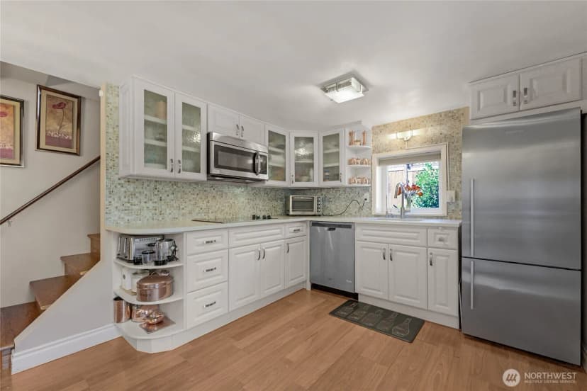Property photo for 4220 49th Avenue S, Seattle photo 18
