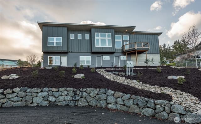 Property photo for 1317 E Fifth Street #a&b, Port Angeles photo 2