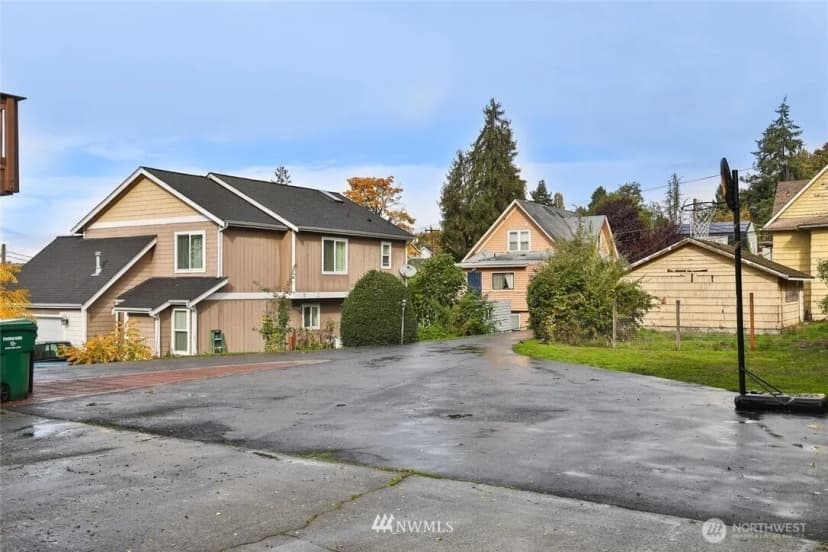 Property photo for 4825 S Graham Street, Seattle photo 38