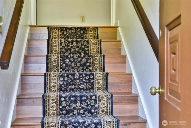 Property photo for 4825 S Graham Street, Seattle photo 3