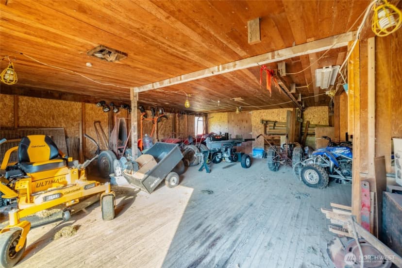 Property photo for 2807 Mt Baker Highway, Bellingham photo 28