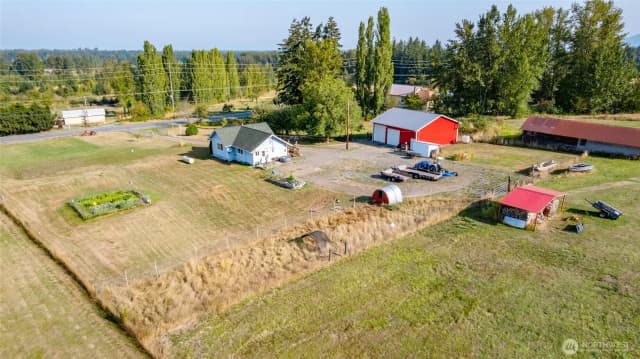Property photo for 2807 Mt Baker Highway, Bellingham photo 3