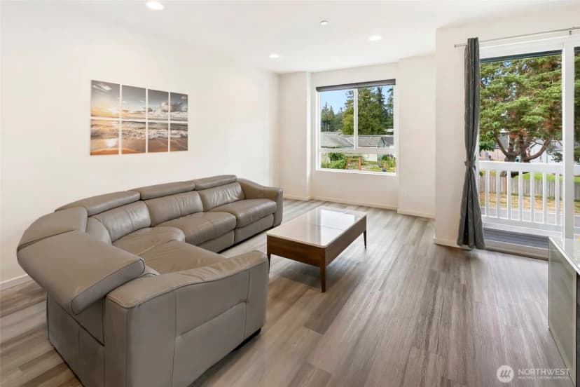 Property photo for 5118 164th Street Sw #b2, Edmonds photo 8