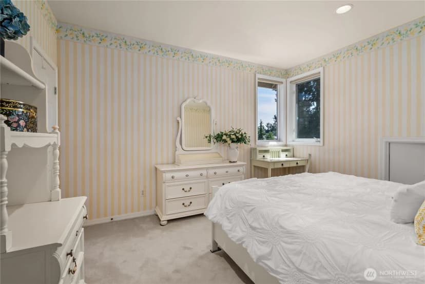 Property photo for 6410 84th Avenue Ct W, University Place photo 25