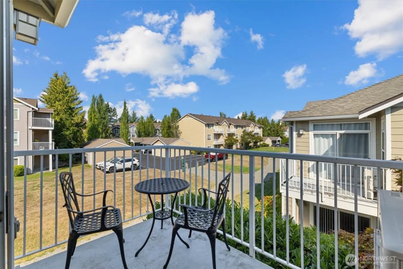 Property photo for 573 241st Lane Se ##4, Sammamish photo 21