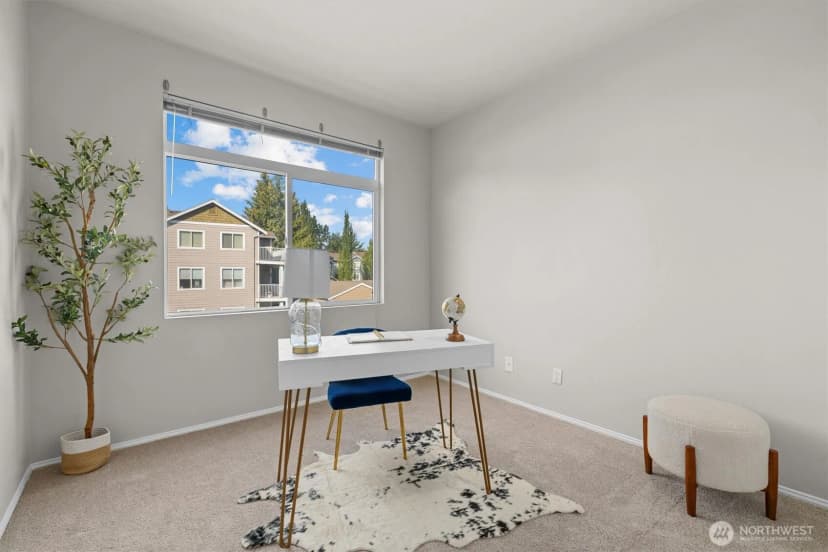 Property photo for 573 241st Lane Se ##4, Sammamish photo 19